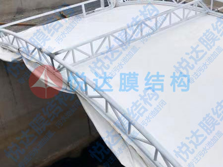 江苏省宿迁市桑德水务污水池反吊膜