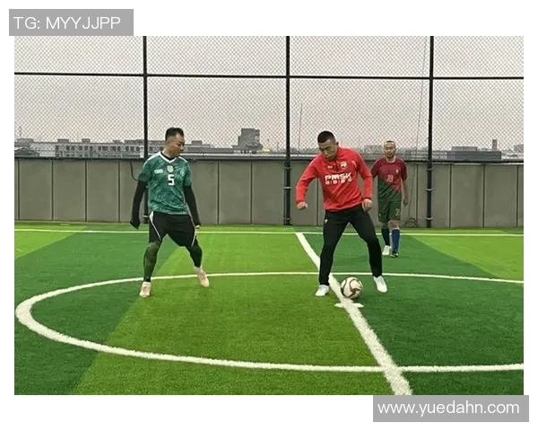 足球文化的传承与发展：全球视野下的球迷、球队与社会影响力分析